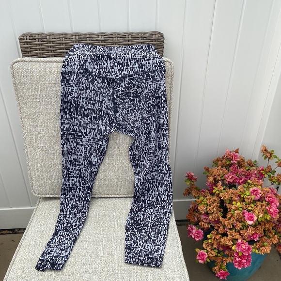 Lululemon Align Pant II 25” - Picture 2 of 12